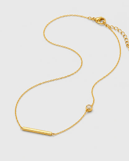 Alternate full view of Aven necklace with clasp and extender