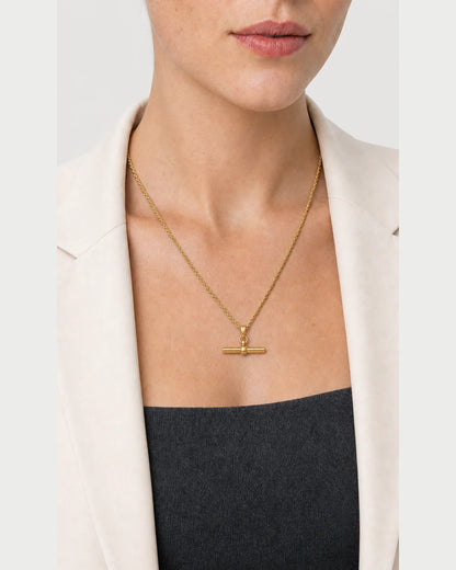 Clean neckline close-up showing the scale of the Elodie rope necklace