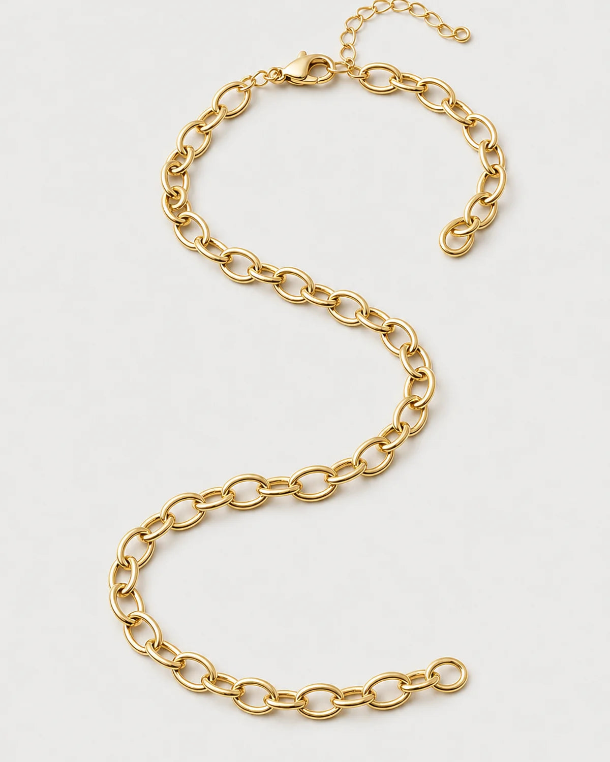 Alternate view of the Liora orbit chain showing its clasp and extender