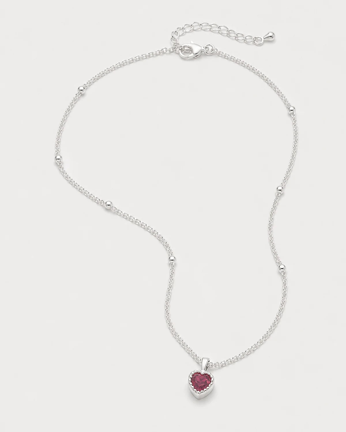 Alternate full necklace view showing the Maëlle station chain, clasp and heart pendant
