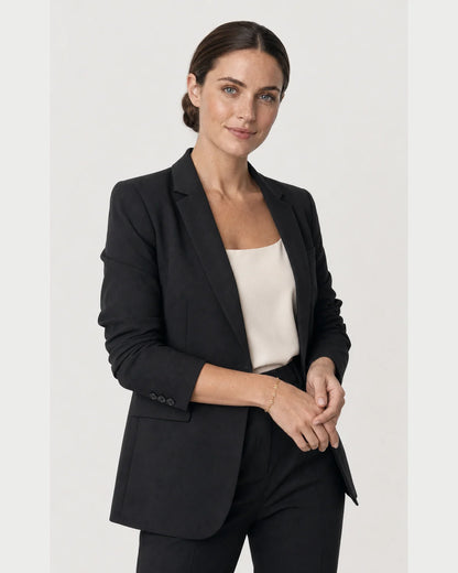 Alternate portrait of the same Australian model wearing the Maren Mama bracelet