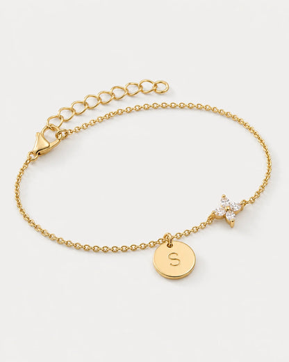 Alternate view of the Soline bracelet with clasp and extender visible