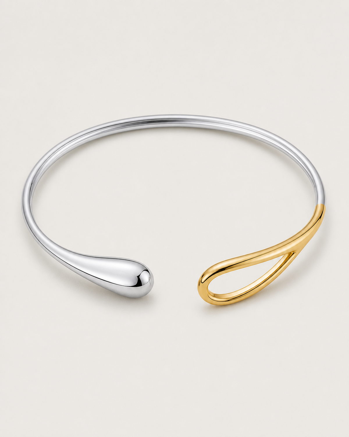 Alternate profile of the Sora mixed-metal open bangle