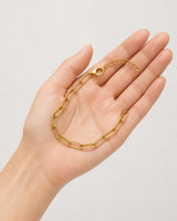 Hand-held scale view of Vela paperclip bracelet