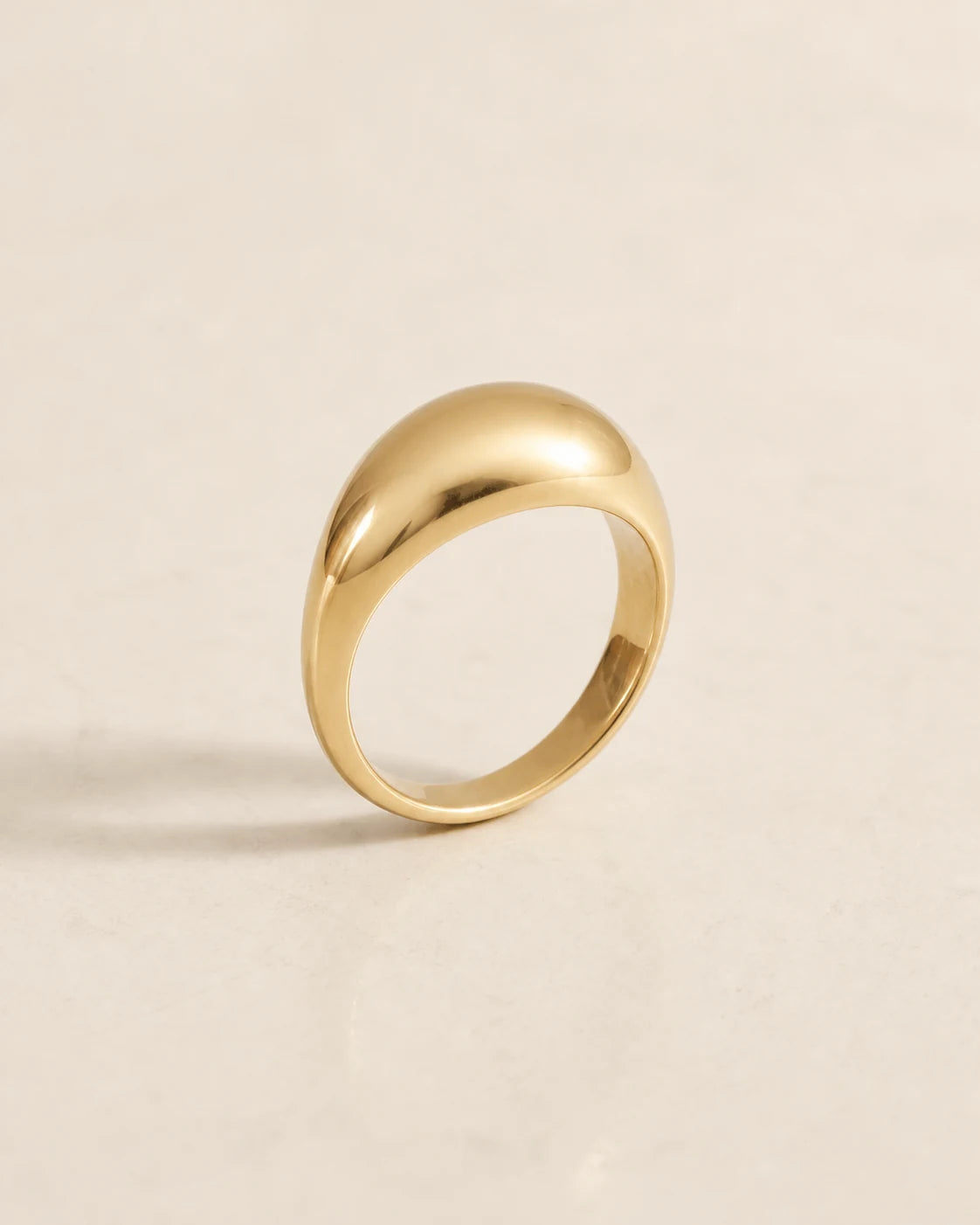 Lune Dome Ring in 18k gold vermeil